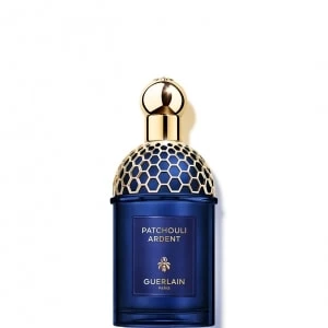 découvrez notre sélection des meilleurs parfums pour hommes pour l'automne 2024. plongez dans des fragrances riches et réconfortantes qui sauront sublimer votre style et vous accompagner lors des fraîches journées. trouvez le parfum qui reflète votre personnalité et impressionne cet automne.